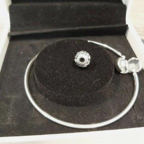 PANDORA STERLING SILVER ESSENCE FRIENDSHIP ICONIC BRACELET GIFT SET B800469-20 - Picture 6 of 8